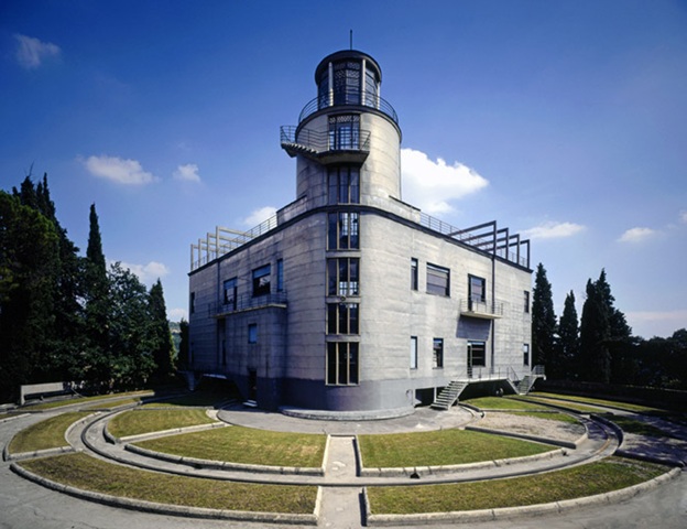 villa girasole Вокруг своей оси, или движущаяся недвижимость